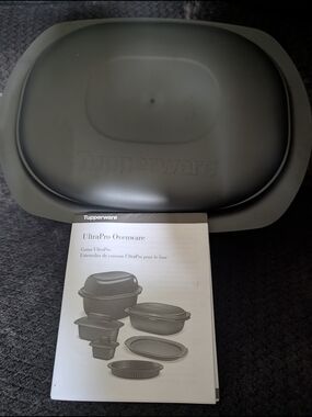 Tupperware UltraPro Ovenware Lid in Black